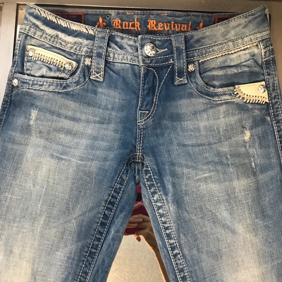 SOLD Rock Revival Jeans - Picture 3 of 7